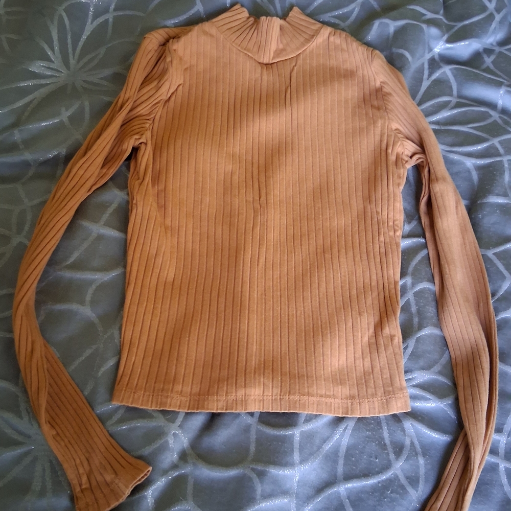 Heart Hips Ribbed Brown Long Sleeve Top